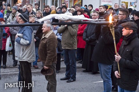 Procesja Drogi Krzyżowej przeszła ulicami miasta