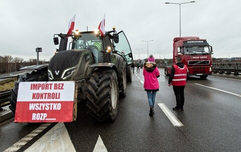 Protest rolników w Elblągu. Sprowadzanie towarów z Ukrainy nas rujnuje