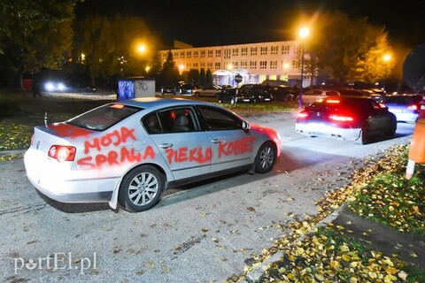Protestowa przejażdżka ze Strajkiem Kobiet. Chcemy wyboru