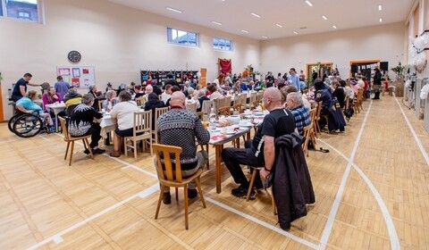 Przygotowują kolejną Wigilię dla samotnych. Możesz do nich dołączyć!