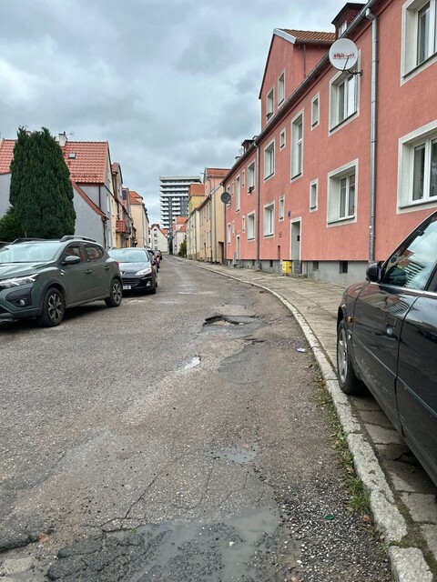 Remont nawierzchni na Struga. Apel drogowców