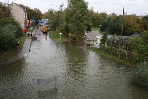 Rzeka wylała, Panieńska zamknięta