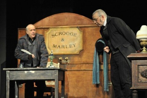 Poczuj magię świąt…w teatrze