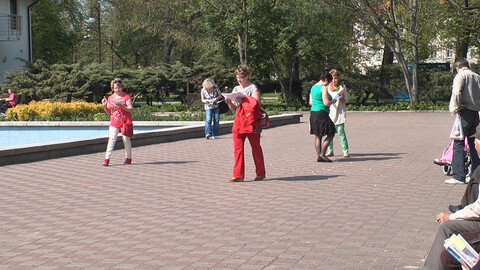 Seniorzy promowali czytelnictwo