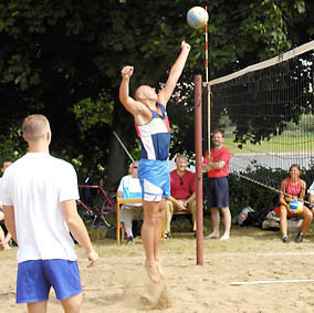 Siatkarskie kuchenki (plażowa piłka siatkowa)