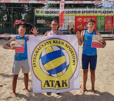 Sukces siatkarzy Ataku