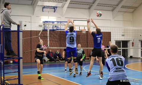 Siatkarze rozpoczynają fazę play off