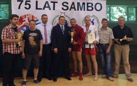 Siedem medali w Sambo