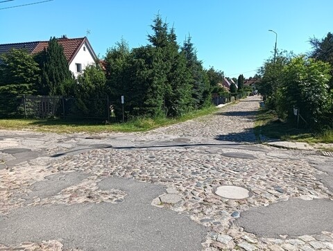 Czterech chętnych na dokumentację Suwalskiej