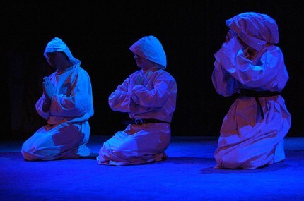 OFF - Teatr dla życia