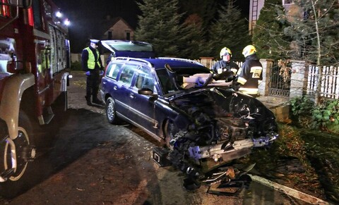 Sprawca kolizji uciekł z miejsca zdarzenia