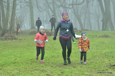 Sprintem przez park Modrzewie