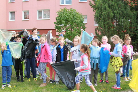 Sprzątanie świata w Zespole Szkół nr 1