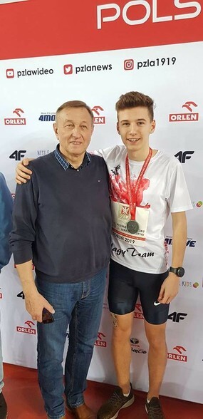 Srebrny Kacper Lewalski (lekka atletyka) 