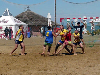 Start wygrał w Kadynach (plażowa piłka ręczna)