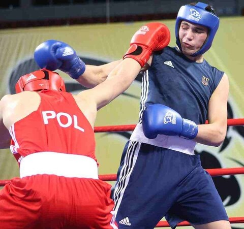 Staszewski bez medalu Młodzieżowych Mistrzostw Świata (boks)