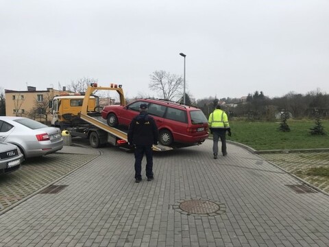 Straż Miejska usuwa wraki pojazdów