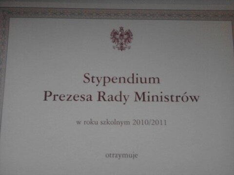 Stypendyści odebrali dyplomy