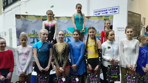 Sukcesy łyżwiarek podczas warszawskiego „Walley Cup”