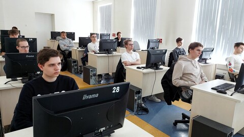 Szansa na rozwój dla młodych informatyków