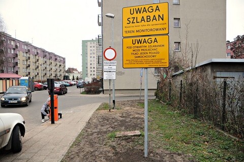 Szlaban w przestrzeni publicznej