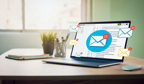 Szukasz poczty email dla firmy? O tym musisz pamiętać!