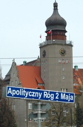Róg Apolitycznych zniknął, a szkoda