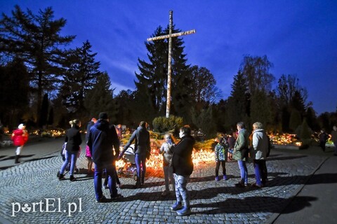 Tak było 1 listopada na elbląskich nekropoliach