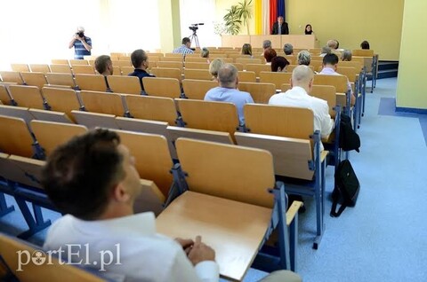 Wilk syty i owca cała (opinia)