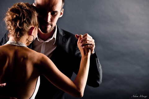 Tango: rozmowa poprzez taniec
