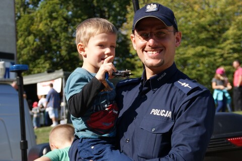 Tata policjant – mój niebieski bohater