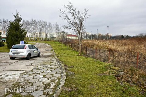Kierowcy jeszcze poczekają na nowy ośrodek szkolenia