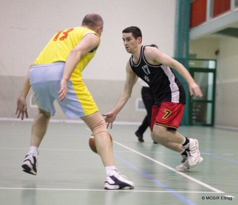 Trwa rywalizacja amatorskich teamów (koszykówka)