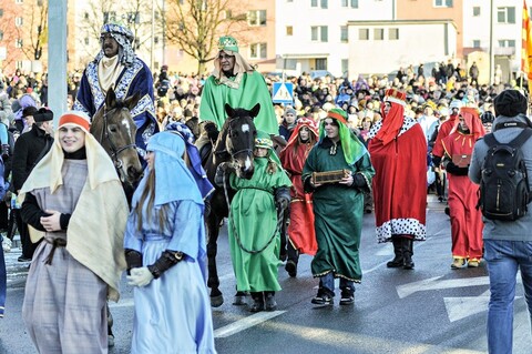 Trzej królowie przeszli ulicami Elbląga