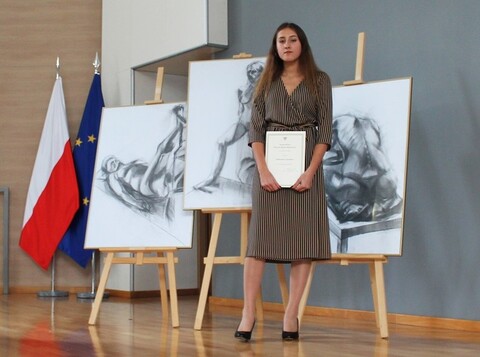Uczennica Liceum Plastycznego doceniona przez premiera