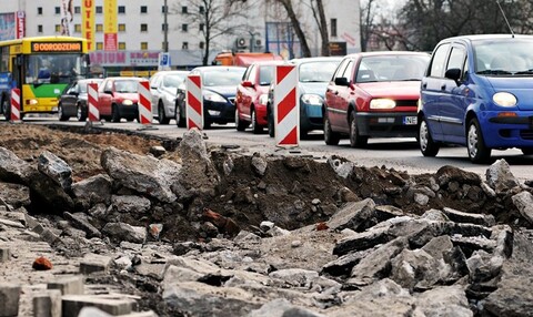 Ugrzęźli na rozkopanych ulicach?