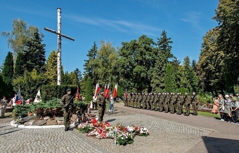 Upamiętnią rocznicę zakończenia II wojny światowej