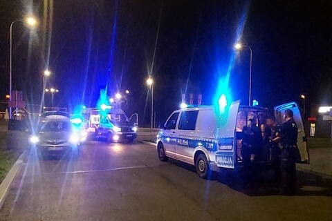 Uprowadzili 18-latkę i pojechali w stronę Elbląga