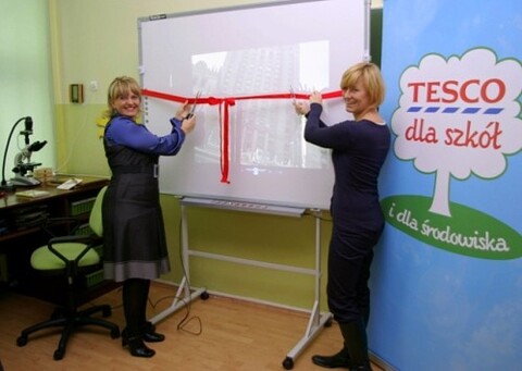 „Osiemnastka wygrała nowoczesną pracownię naukową