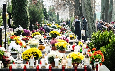 Uroczystości na elbląskich cmentarzach