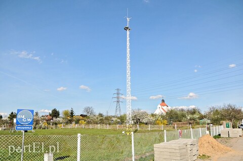 Meteorolodzy sprzedają działkę