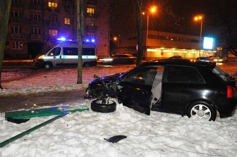 Uwaga ślisko! Noga z gazu!