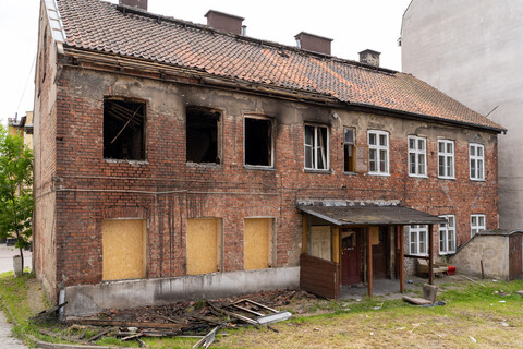 Czytelnik: Ten pustostan stwarza zagrożenie