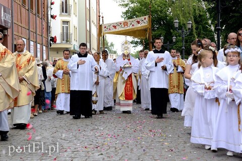 W czwartek Boże Ciało, przez miasto przejdzie 11 procesji