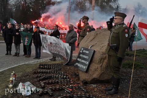 Pobiegną wilczym tropem