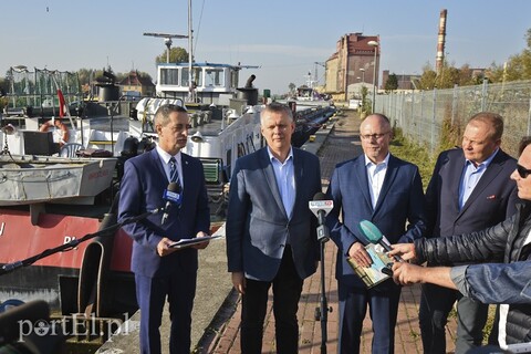 PO krytykuje PiS za przekop