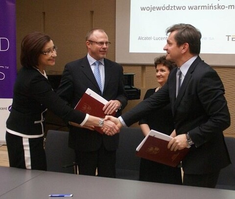 W superszybkiej sieci światłowodowej