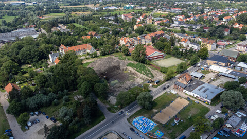 Mieszkania przy Warszawskiej później niż planowano
