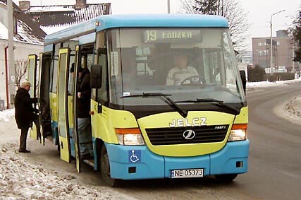 Więcej mniejszych autobusów