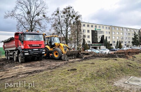 Większy parking przy Sądzie Rejonowym